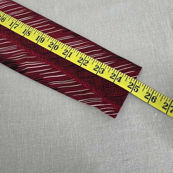 Norma Kamali faux wrap dress - Picture 8 of 9